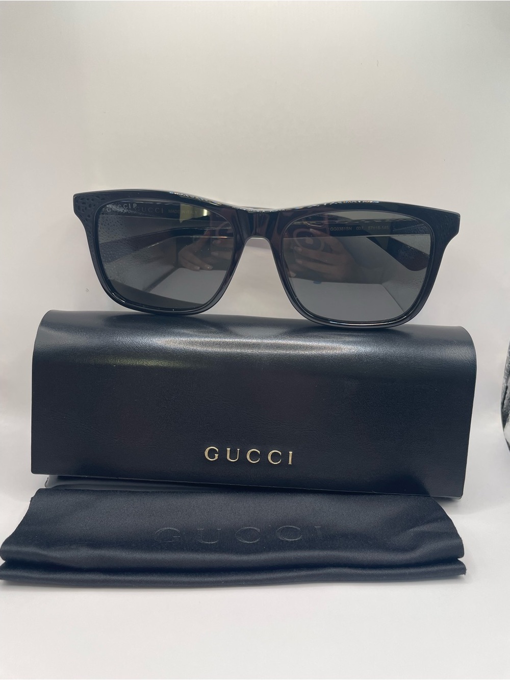 Brand New Authentic Gucci Sunglasses GG0381SN 007 Black Square Frame w/ Case